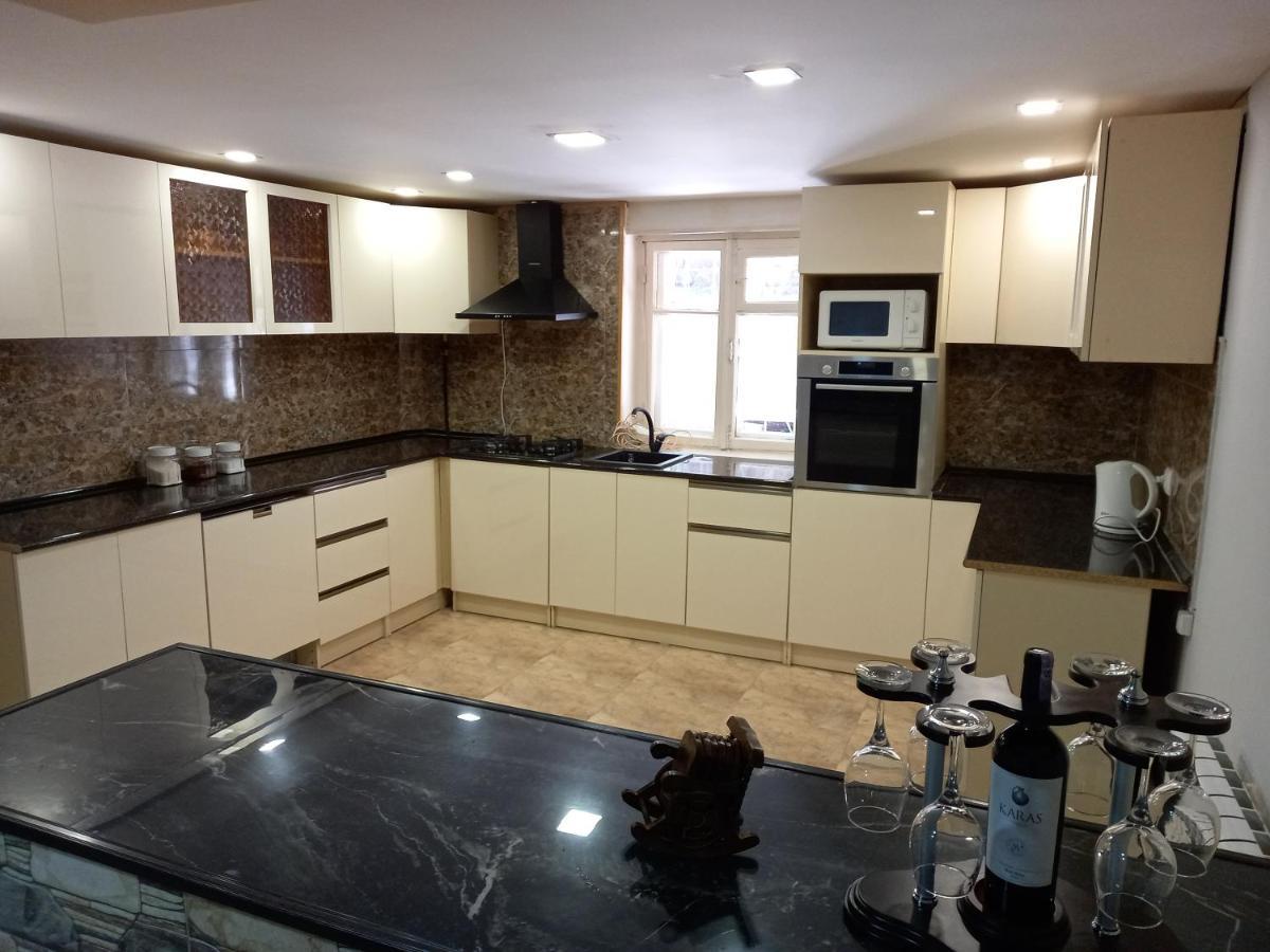 H.A.S.K Bed & Breakfast Gyumri ภายนอก รูปภาพ